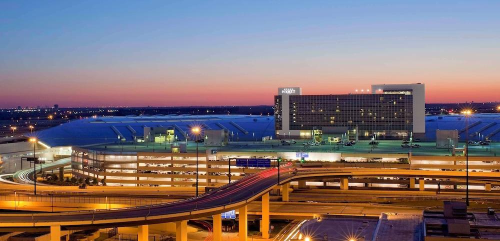 Grand Hyatt DFW - Connected to the airport photo 1