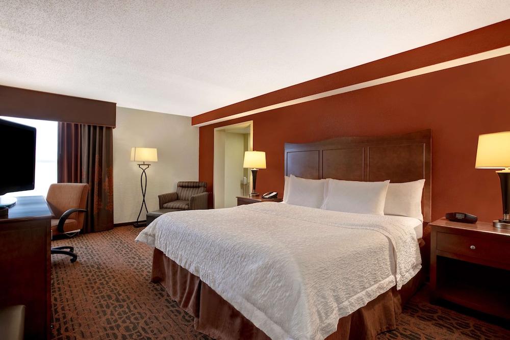 Hampton Inn Ft. Wayne-Southwest photo 10