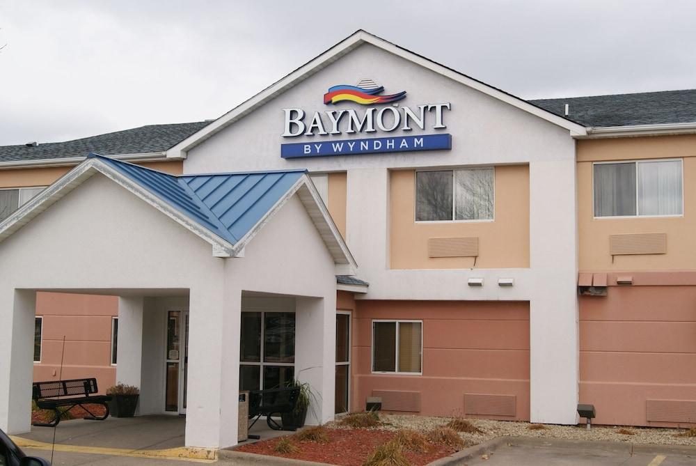 Baymont by Wyndham Coon Rapids photo 21