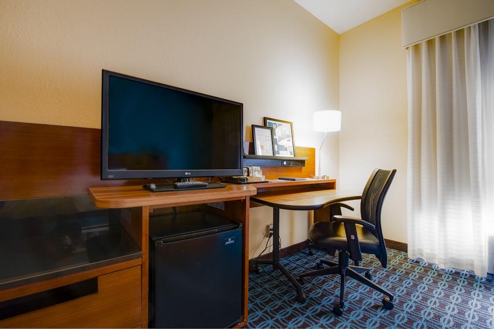 Comfort Inn & Suites Green Bay Stadium Area photo 5