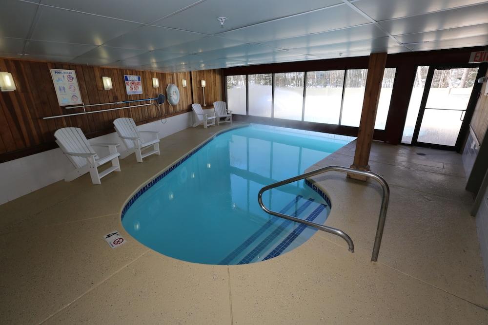 Black Bear Lodge photo 26