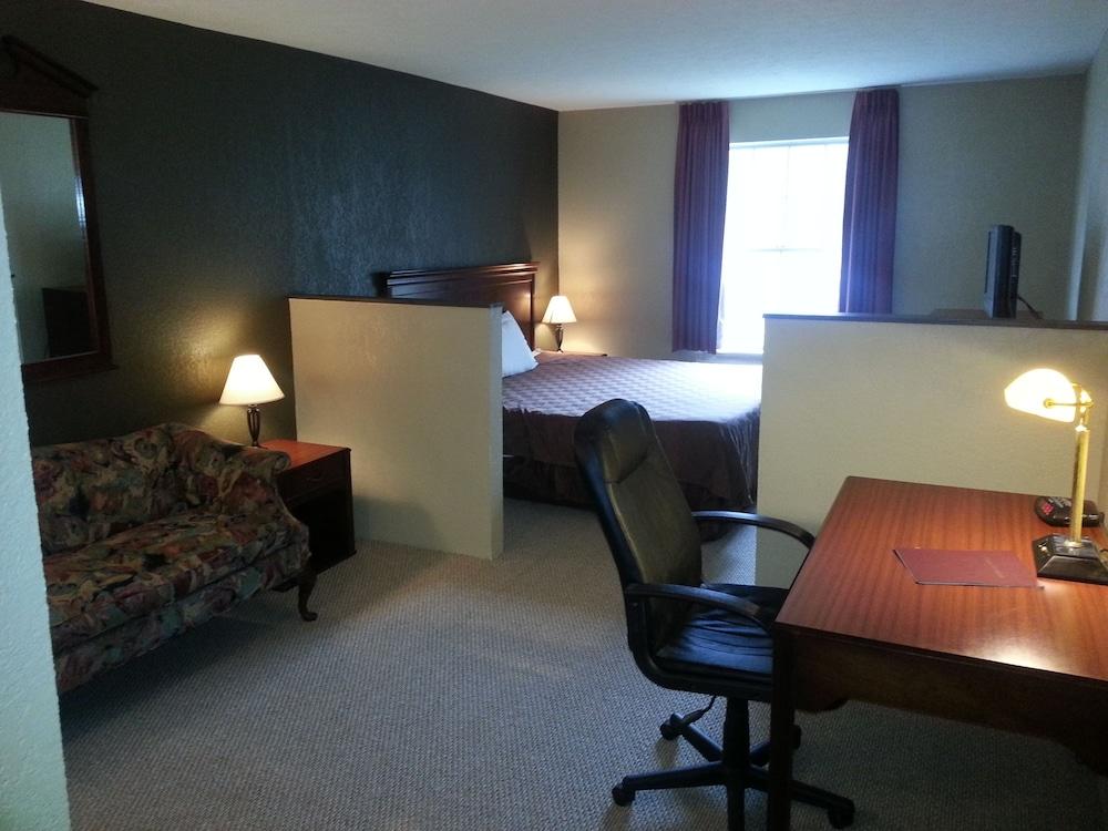 Americourt Hotel photo 11