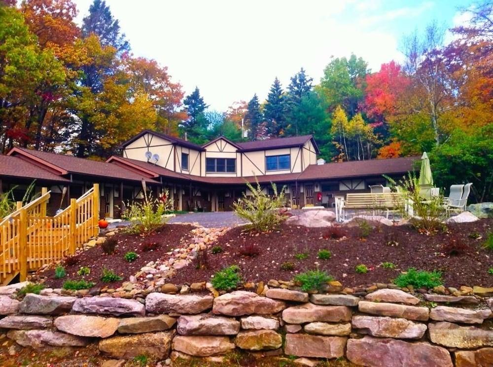 Lake Harmony Inn photo 1