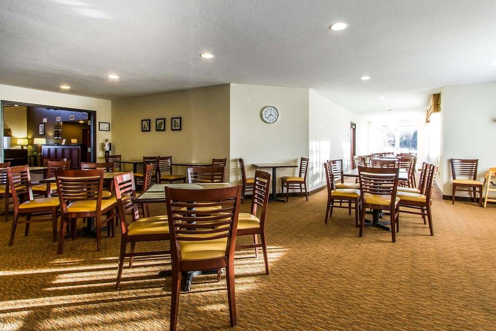 Sleep Inn & Suites Pleasant Hill - Des Moines photo 52