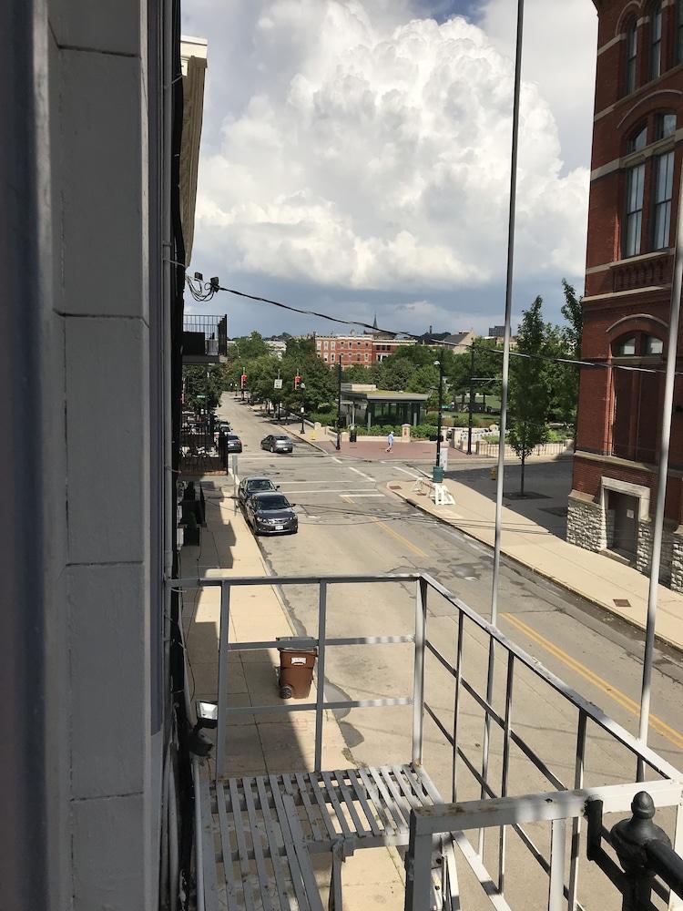 Symphony Hotel & Restaurant photo 65