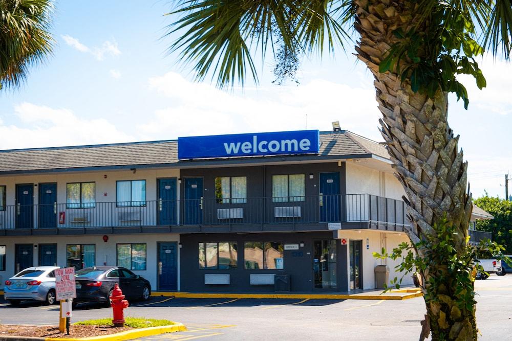 Motel 6 Lantana, FL photo 48