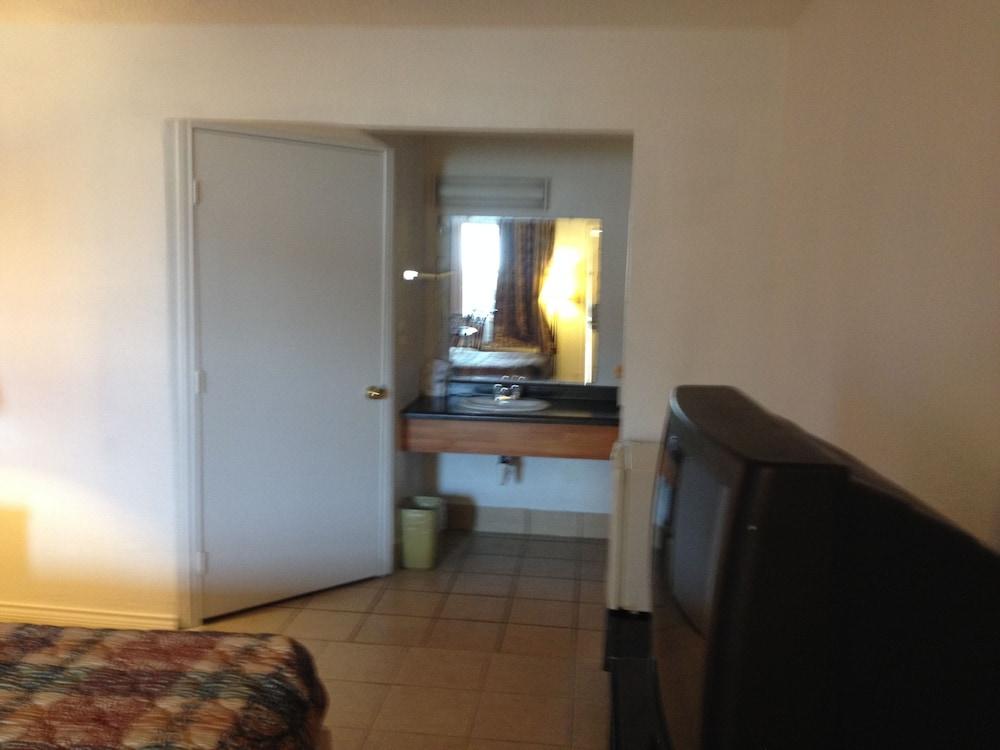 The Brooke Hotel photo 4