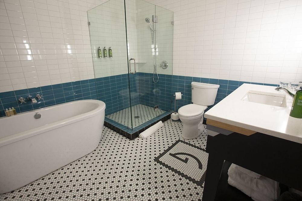 Greyhound Inn photo 60