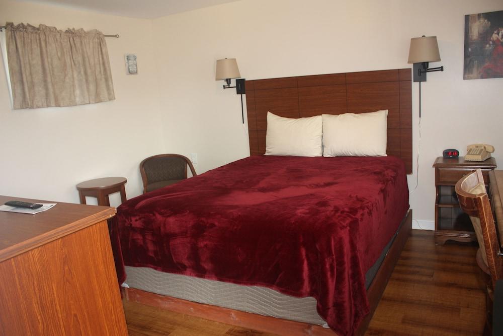 The Towne Motel photo 39