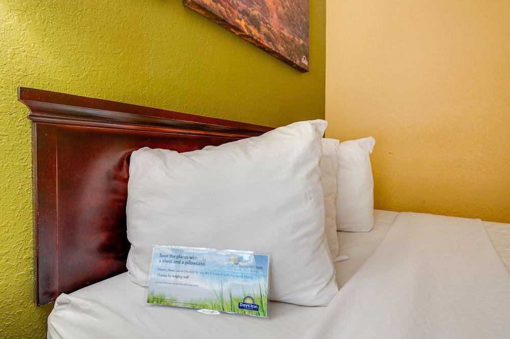 Days Inn by Wyndham Nashville Saint Thomas West Hospital photo 22