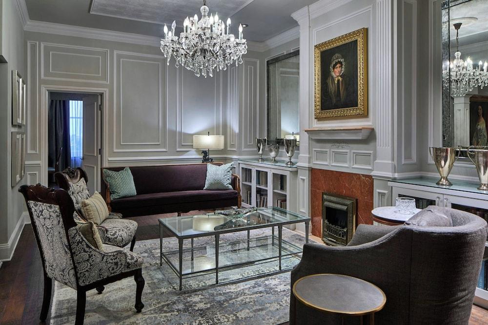 Le Pavillon, New Orleans, a Tribute Portfolio Hotel by Marriott photo 100