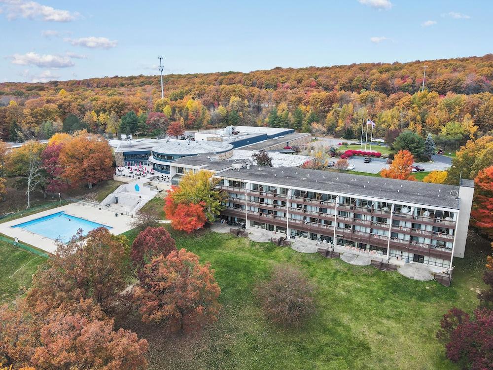 Mountain Laurel Resort photo 55
