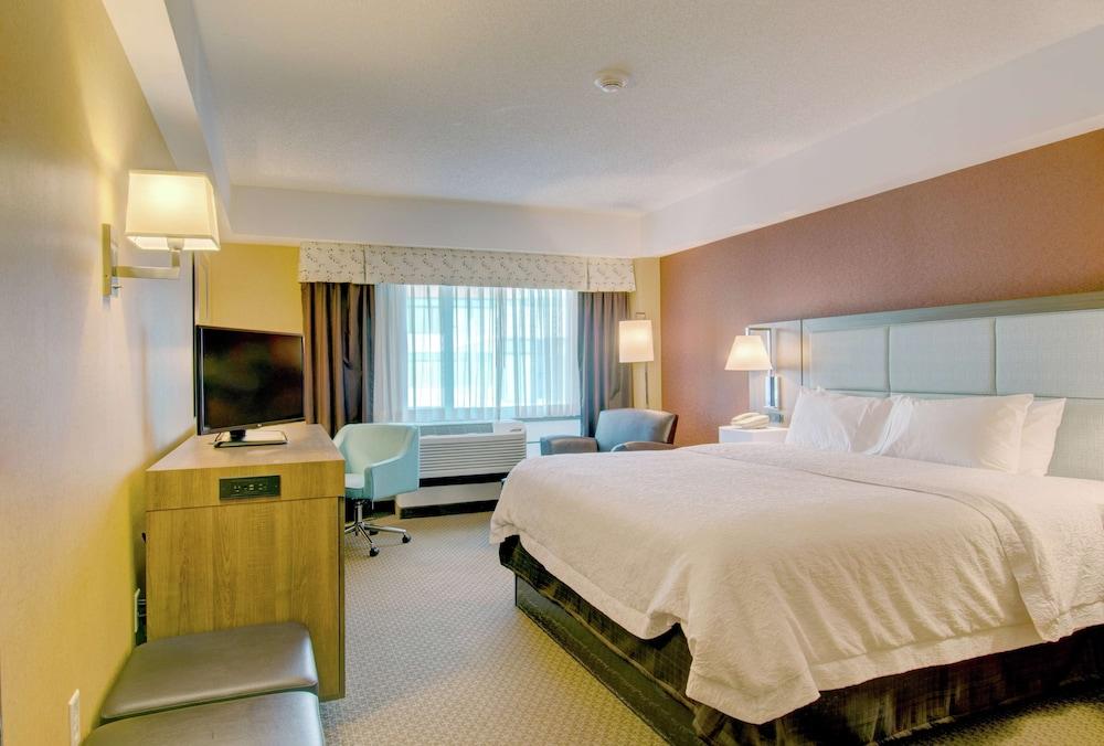 Hampton Inn & Suites Boston Crosstown Center photo 45