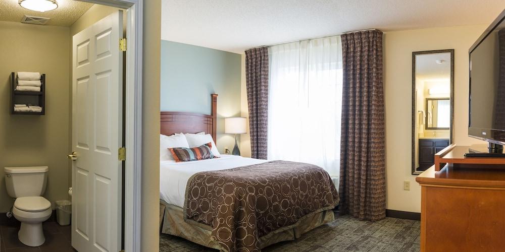 Staybridge Suites Fargo by IHG photo 2