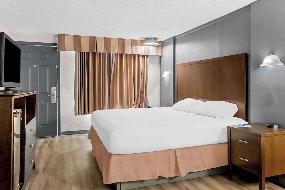 Rodeway Inn & Suites Saginaw I-675 photo 46