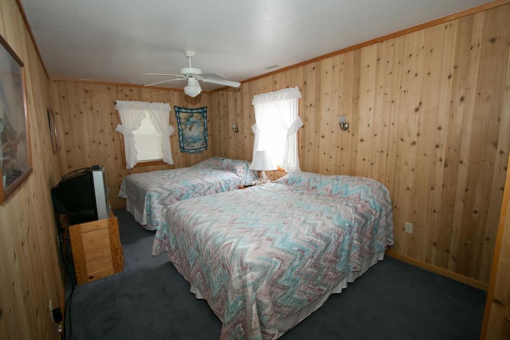Outer Banks Motel - Village Accommodations photo 98