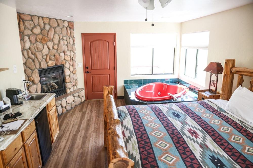 Creekside Lodge and Cabins photo 5