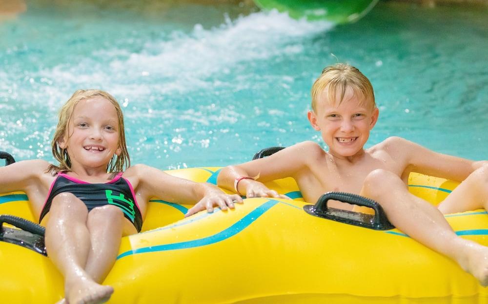 Hope Lake Lodge & Indoor Waterpark photo 74