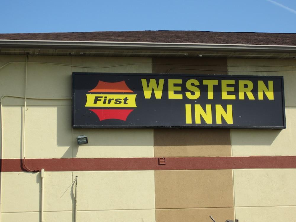 First Western Inn photo 12