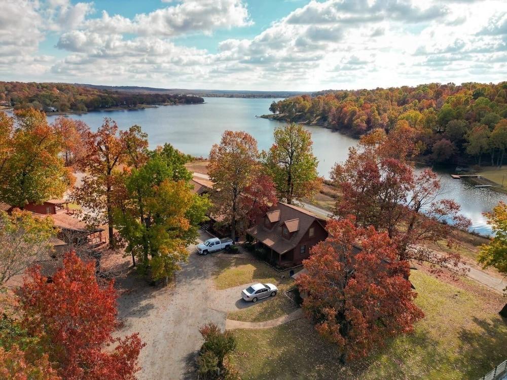 Crown Point Resort photo 58
