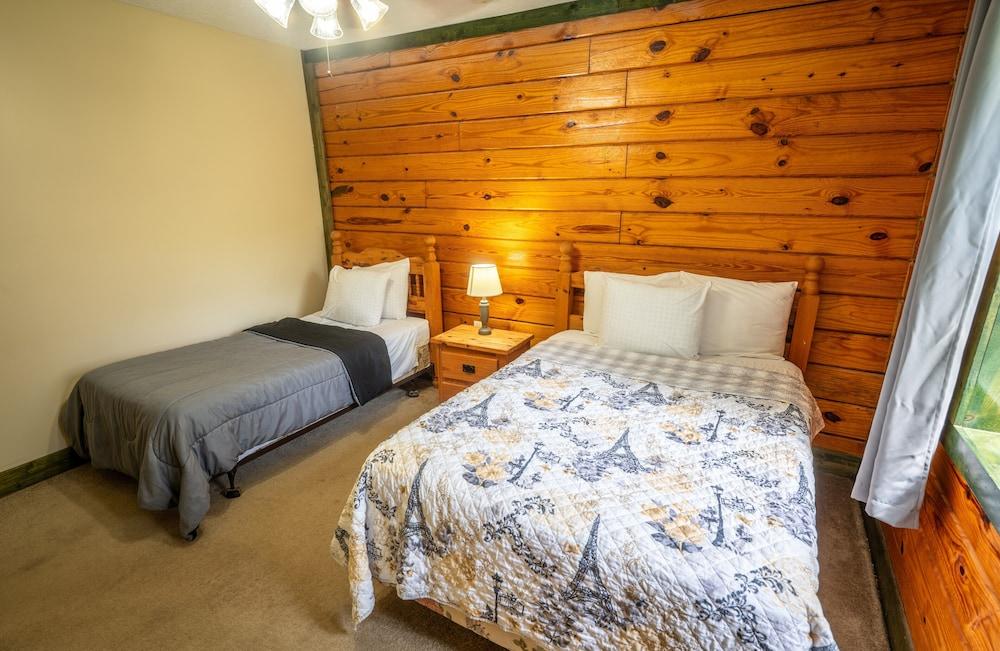 Fishtale Lodge photo 14