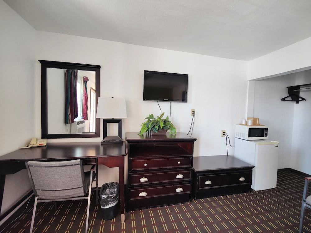 Desert Inn photo 17