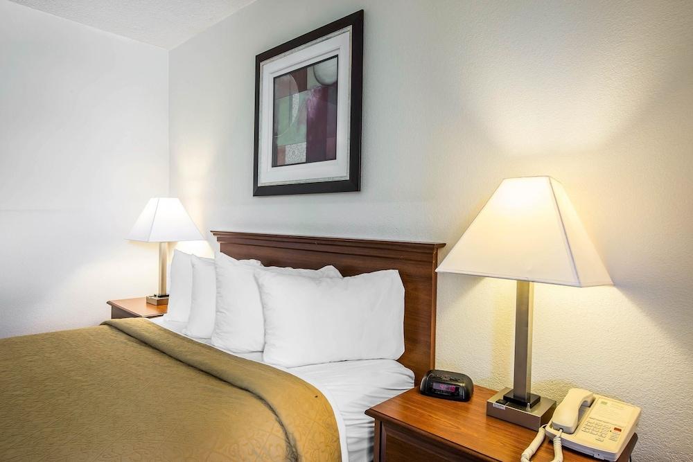 Quality Inn Madison photo 2