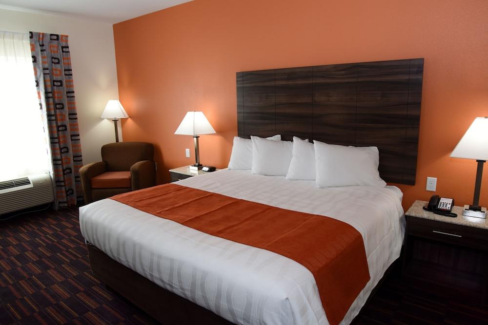 Home Away Suites photo 14