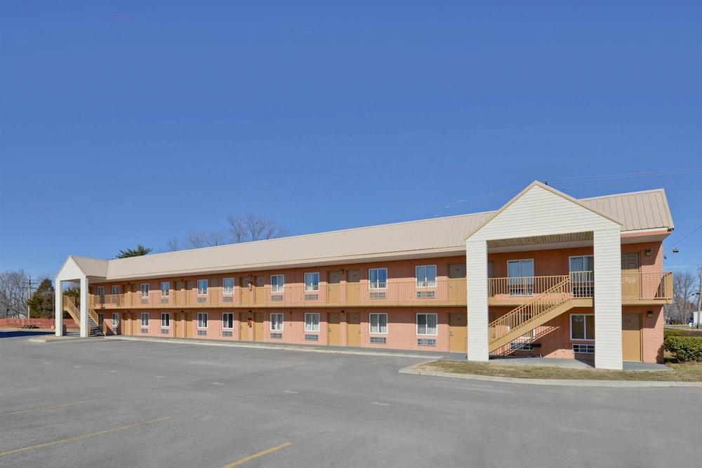 Americas Best Value Inn Marion, IL photo 27