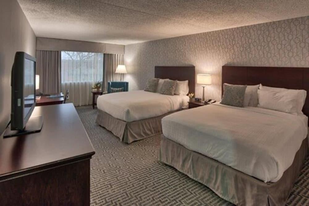 Somerset Inn photo 23