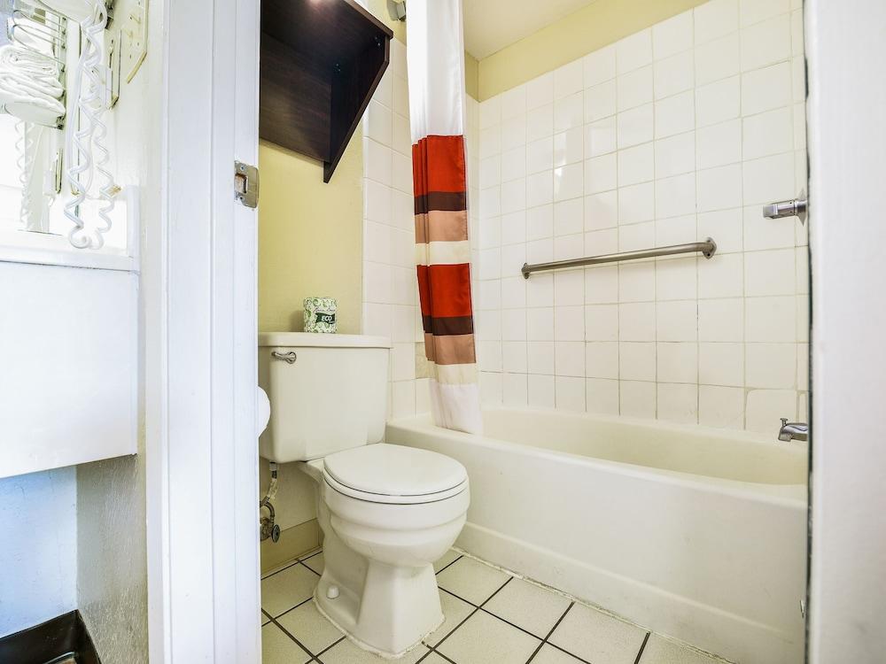 Americas Best Value Inn Amarillo Downtown photo 4