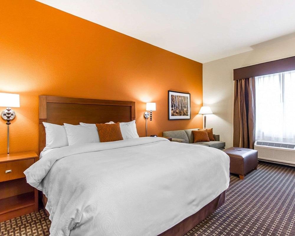 MainStay Suites Stanley photo 36