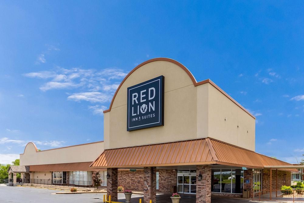Red Lion Inn & Suites Branson photo 1