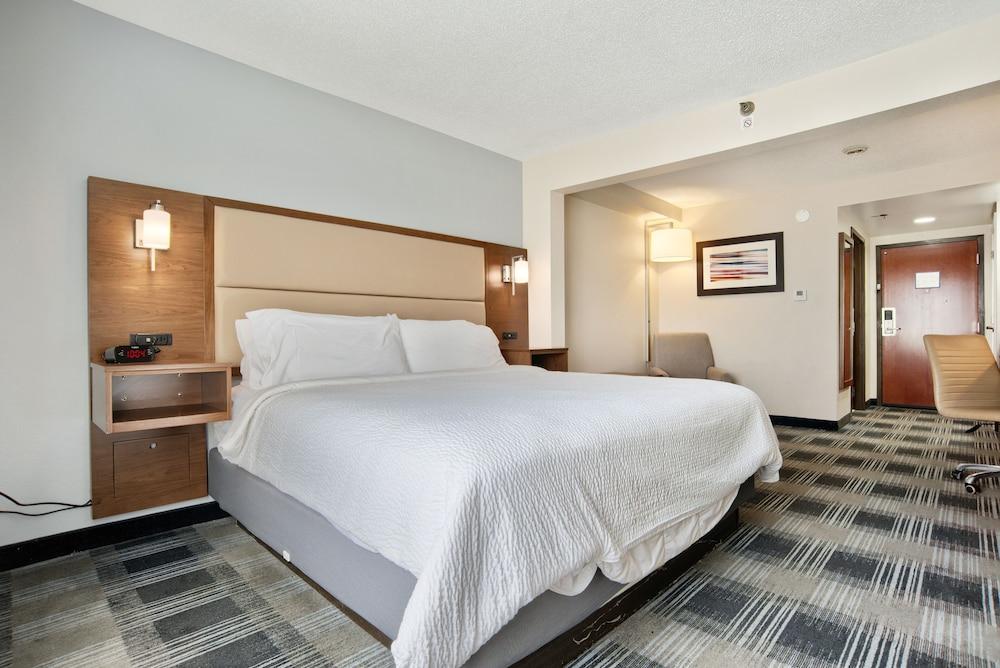Holiday Inn Express Mobile I-65 by IHG photo 20