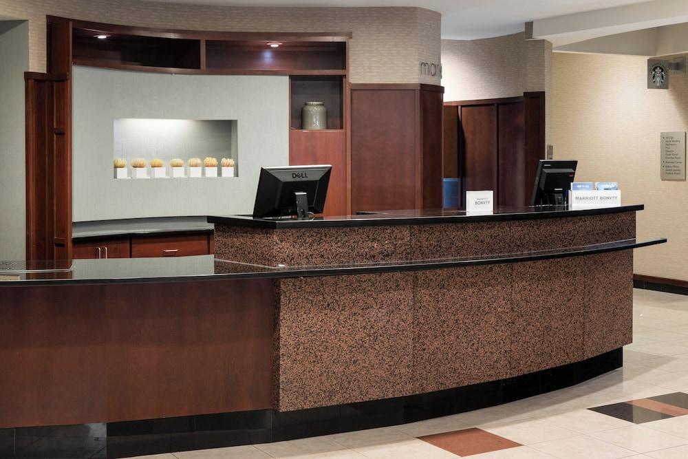 Courtyard by Marriott West Orange photo 4