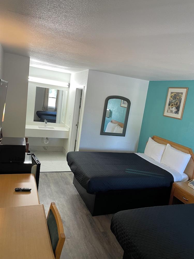 Executive Inn of Purcell photo 7