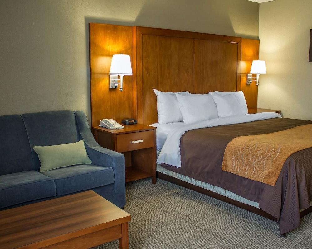 Comfort Inn Alliance photo 13