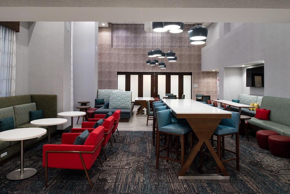 Hampton Inn & Suites Adrian photo 44