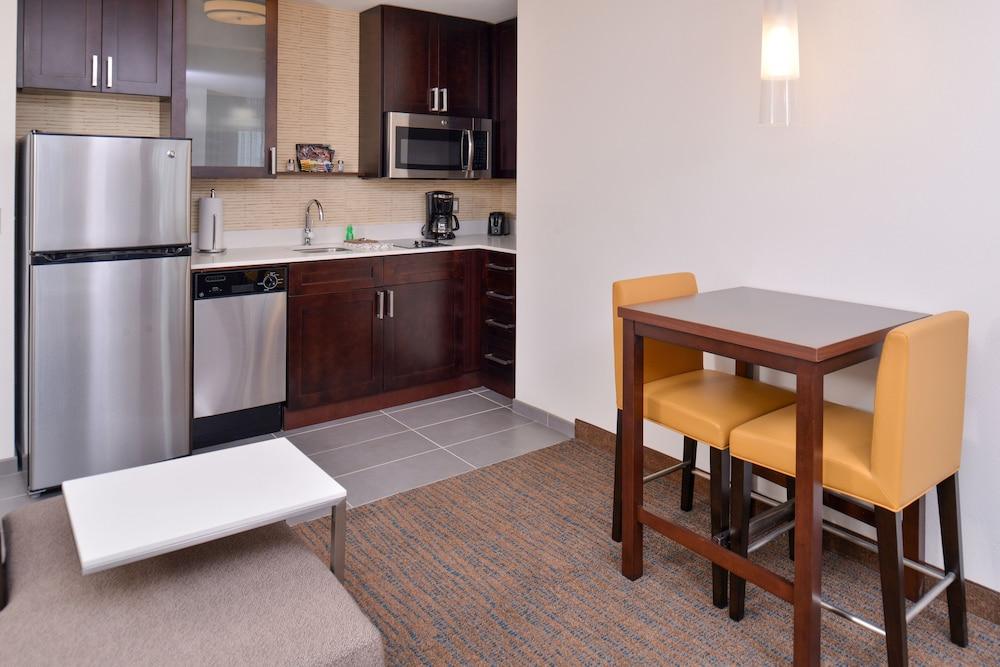 Residence Inn Cedar Rapids South photo 19