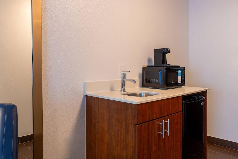 Comfort Inn Danvers - Boston North Shore photo 28