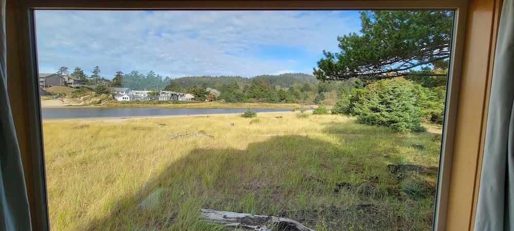 Sea Sprite on the Estuary photo 30