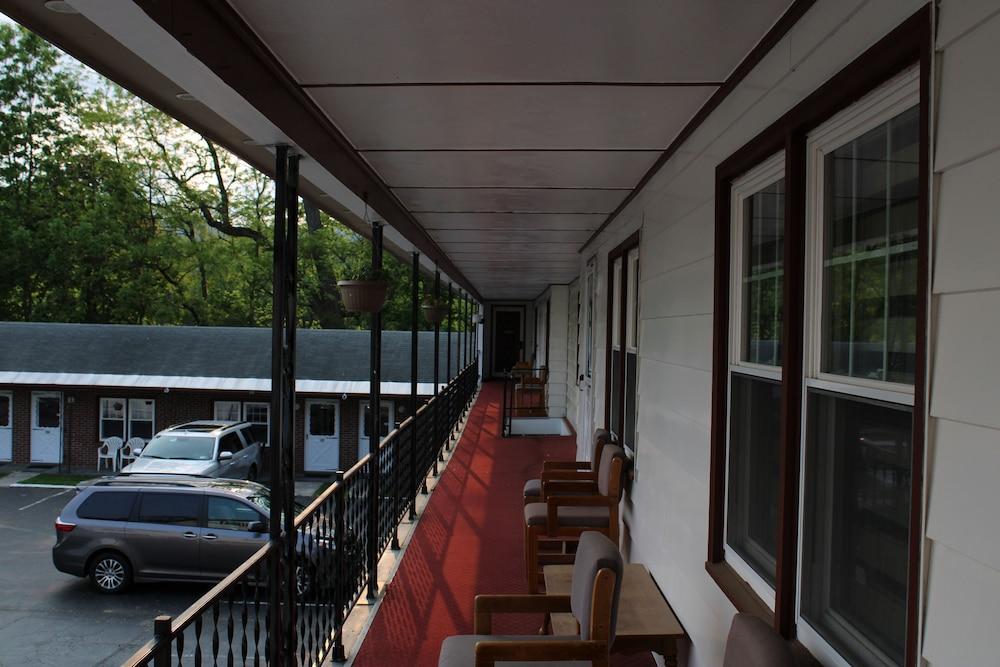 Northside Motel photo 15