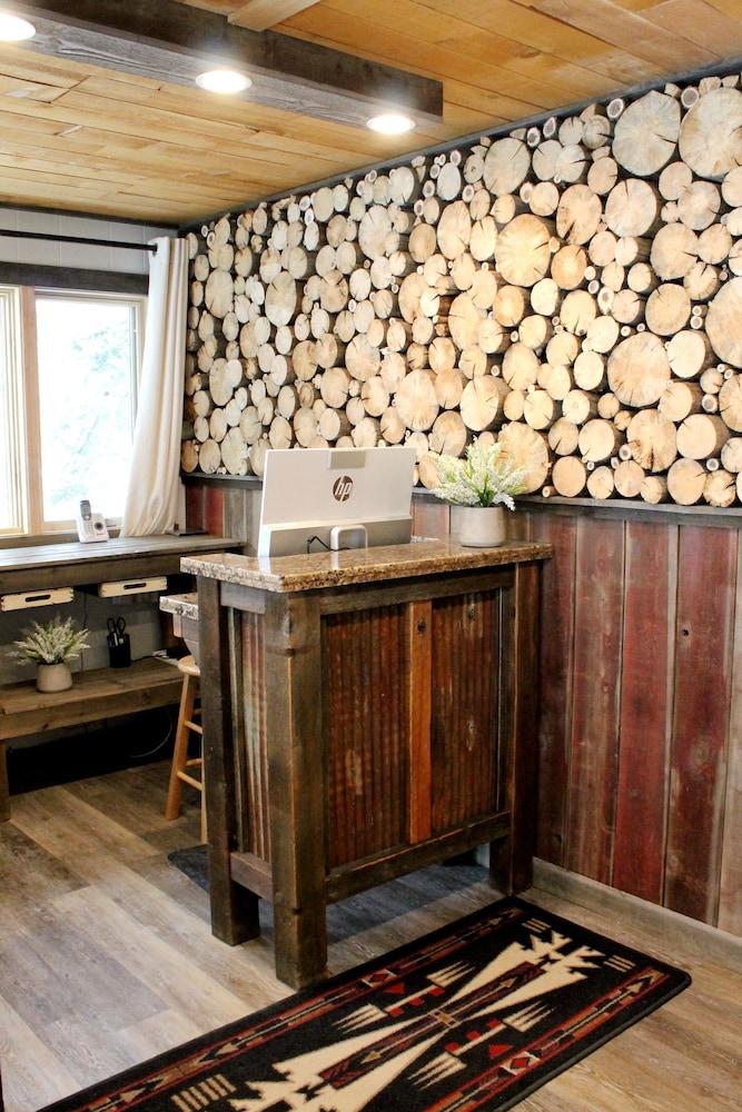 Moose Creek Inn photo 30