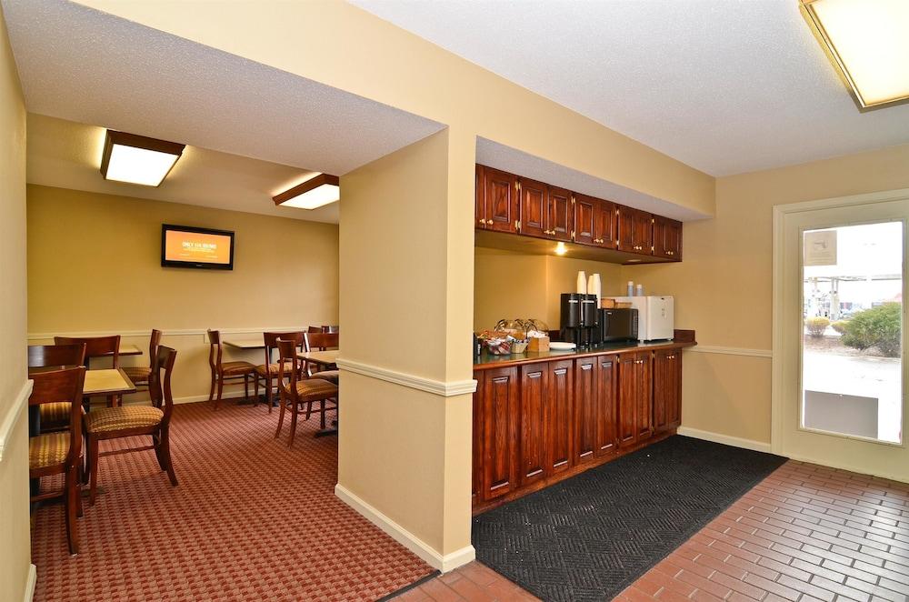 Americas Best Value Inn Chillicothe photo 10