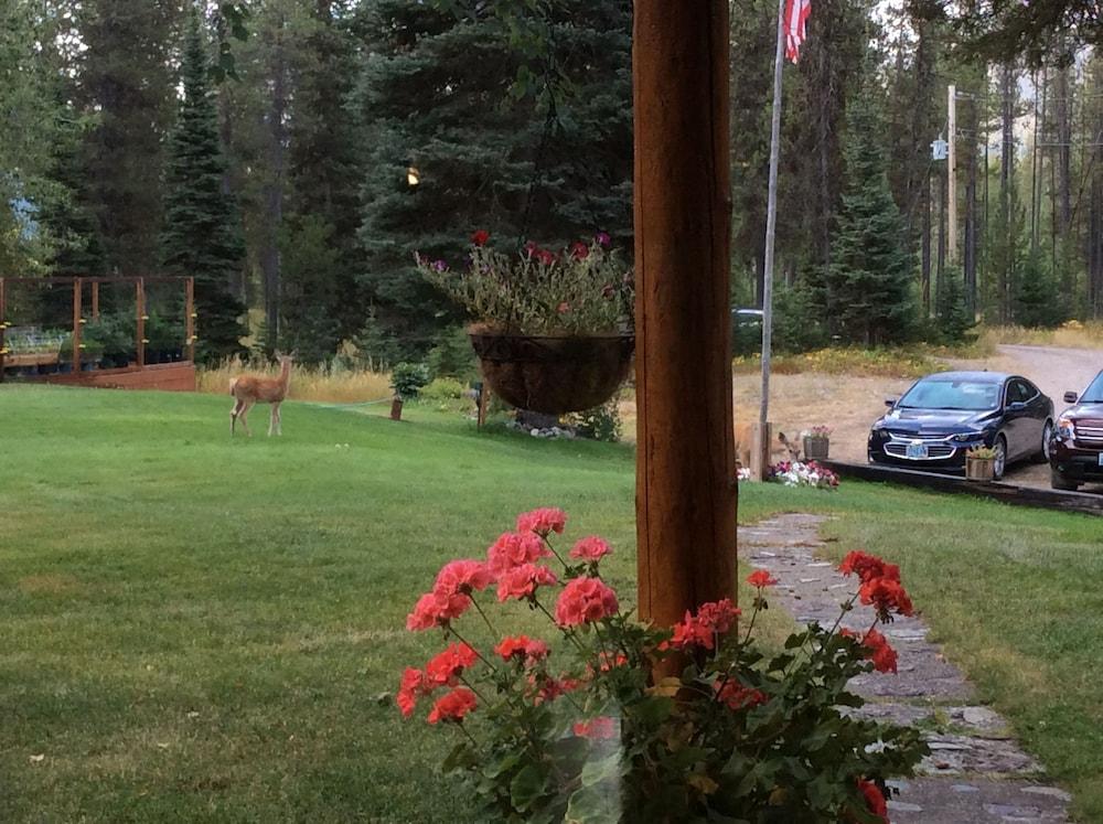 Smoky Bear Ranch Bed & Breakfast & Cabins photo 37