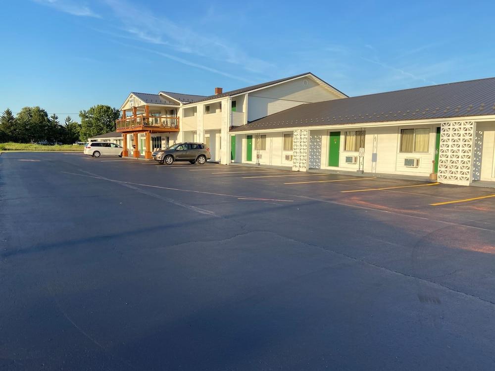 Rodeway Inn Manchester I-90 photo 16