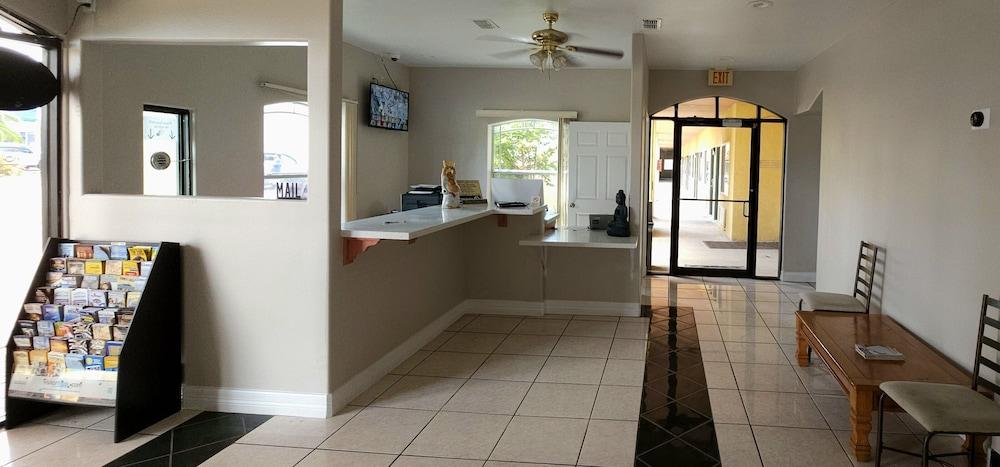 Texas Inn and Suites RGV photo 25