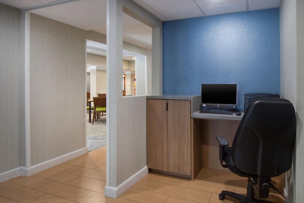 Fairfield Inn By Marriott Raleigh Crabtree photo 33