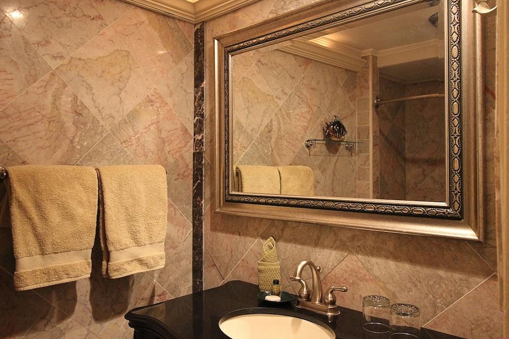 The Olivier House Hotel photo 40
