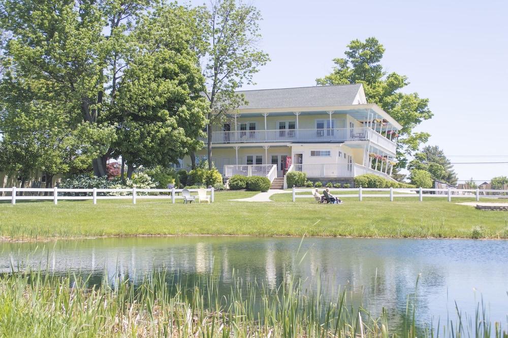 Sun N Sand Resort — hotel in South Haven